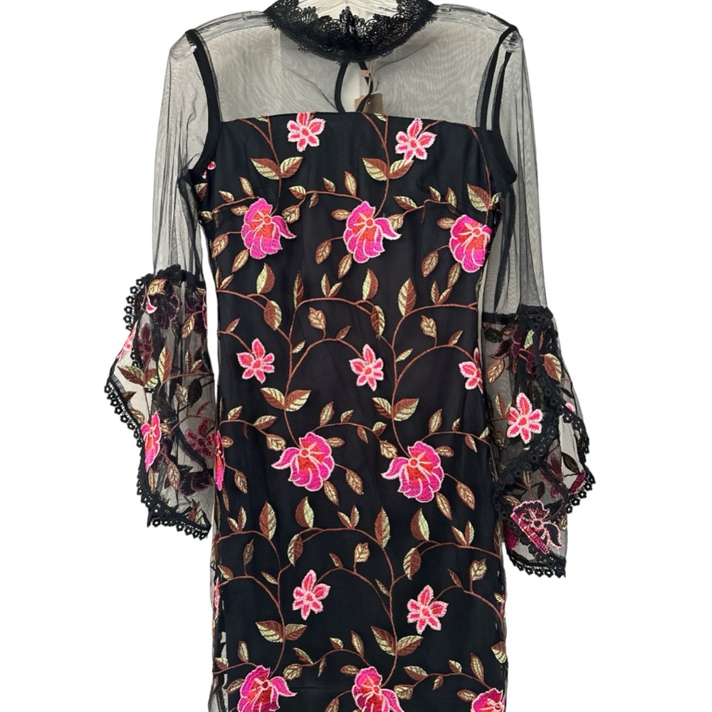 LA REYNA Fashion embroidered dress